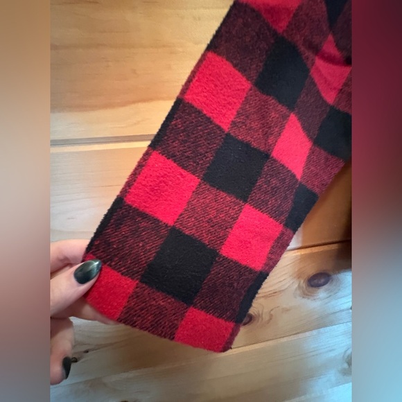 Cracker Barrel Buffalo Plaid Check Shacket size Medium NWT - Picture 2 of 7